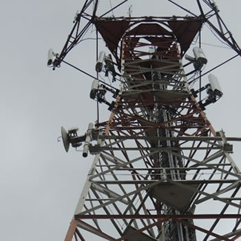 REFORÇO DE FUNDAÇÃO E ESTRUTURAL - MANUTENÇÃO DE TORRE - Site BR 63331-A - Guarapuava - PR - 2016