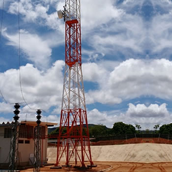 TORRE AUTOPORTANTE QUADRADA - MODELO AQ05049013M - Salinas MG - 2015