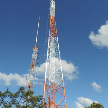 TORRE AUTOPORTANTE TRIANGULAR - MODELO AT08041013M_Curitiba PR - 2015